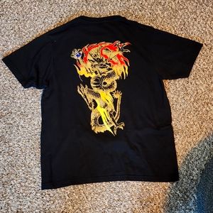 Dragon t-shirt size men's medium